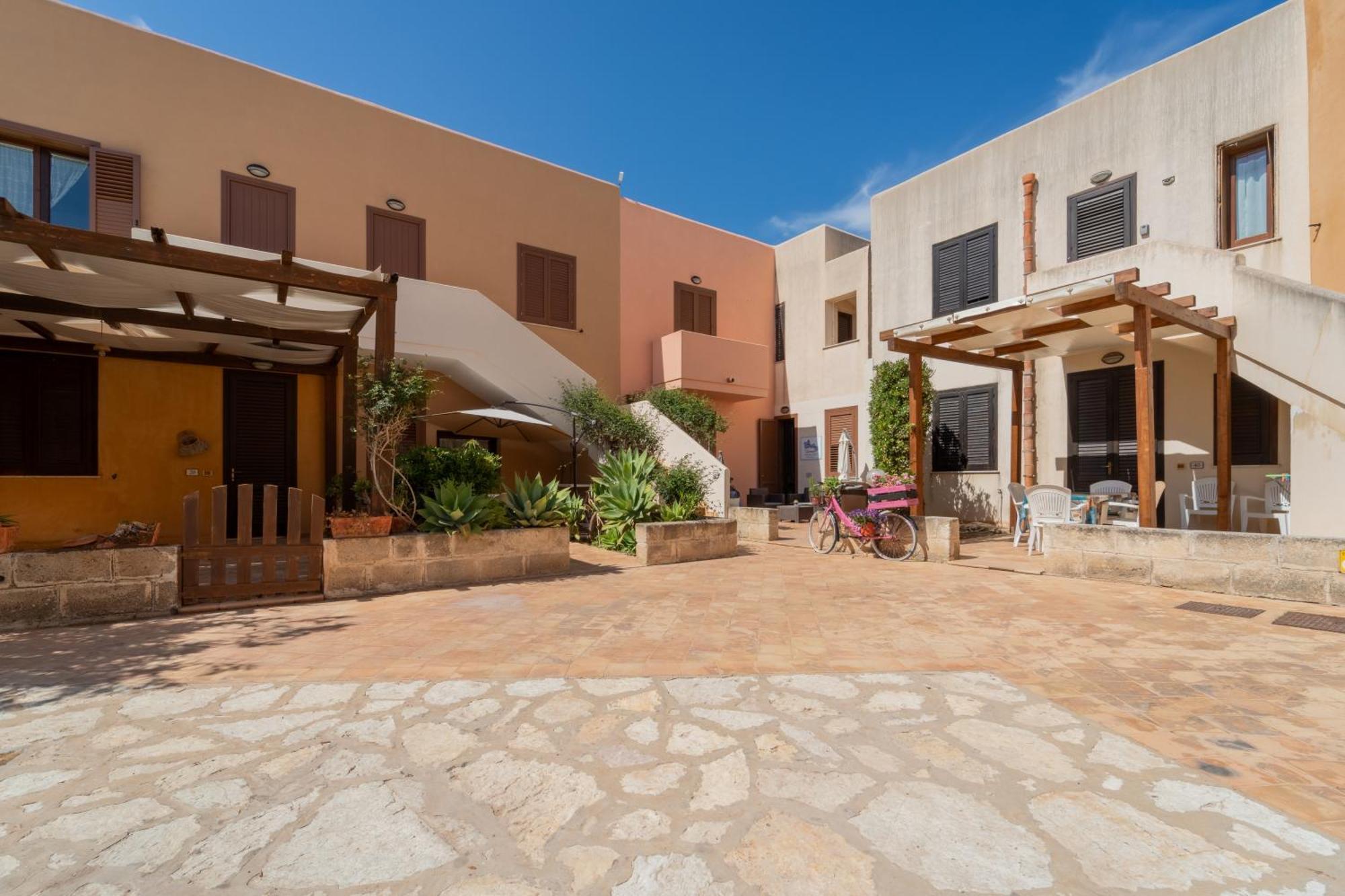 Residence Favonio فافينانا المظهر الخارجي الصورة